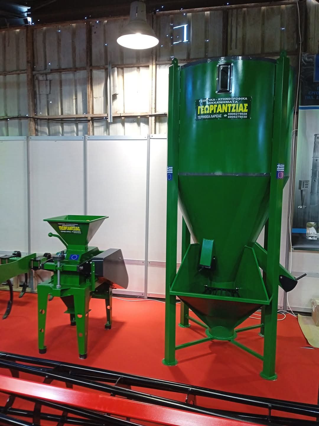 Μεταλλικό σιλό/χοάνη αποθήκευσης ζωοτροφών – Γεωργαντζιάς Αγροτικά Μηχανήματα