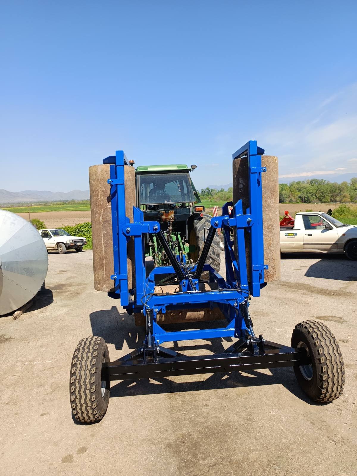 Μεταφορέας ή χειριστής δεμάτων – Γεωργαντζιάς Αγροτικά Μηχανήματα